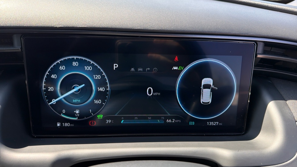 Hyundai TUCSON 1.6 TGDi Plug-in Hybrid N Line 5dr 4WD Auto Estate - Image 18