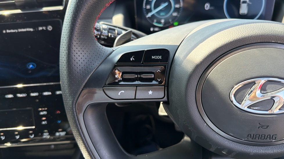 Hyundai TUCSON 1.6 TGDi Plug-in Hybrid N Line 5dr 4WD Auto Estate - Image 21