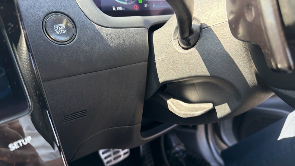 Hyundai TUCSON 1.6 TGDi Plug-in Hybrid N Line 5dr 4WD Auto Estate - Image 38