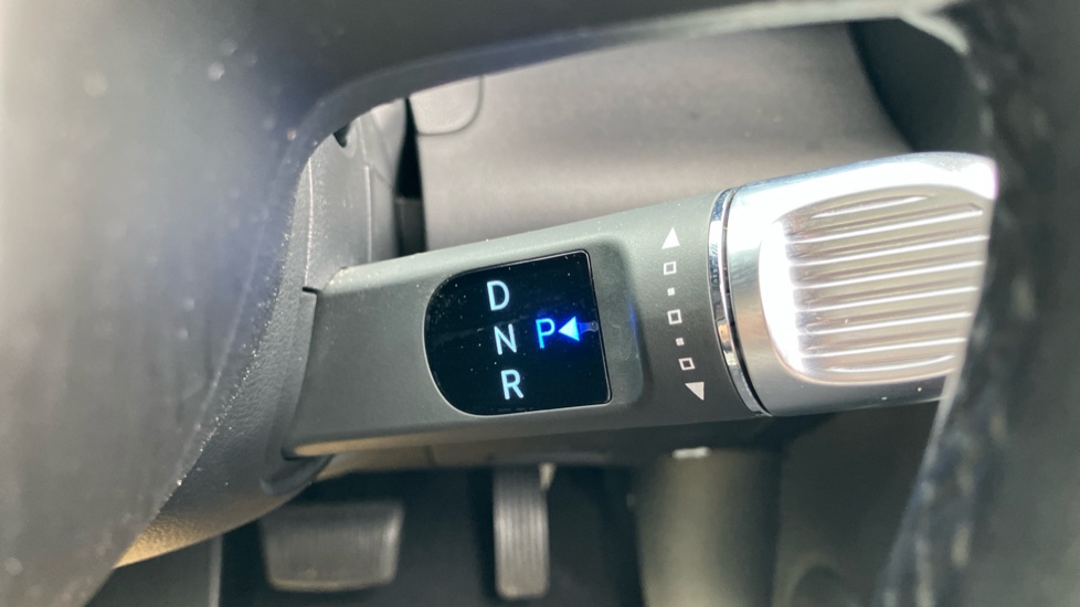 Hyundai INSTER 85kW 02 49kWh 5dr Auto Electric Hatchback - Image 13