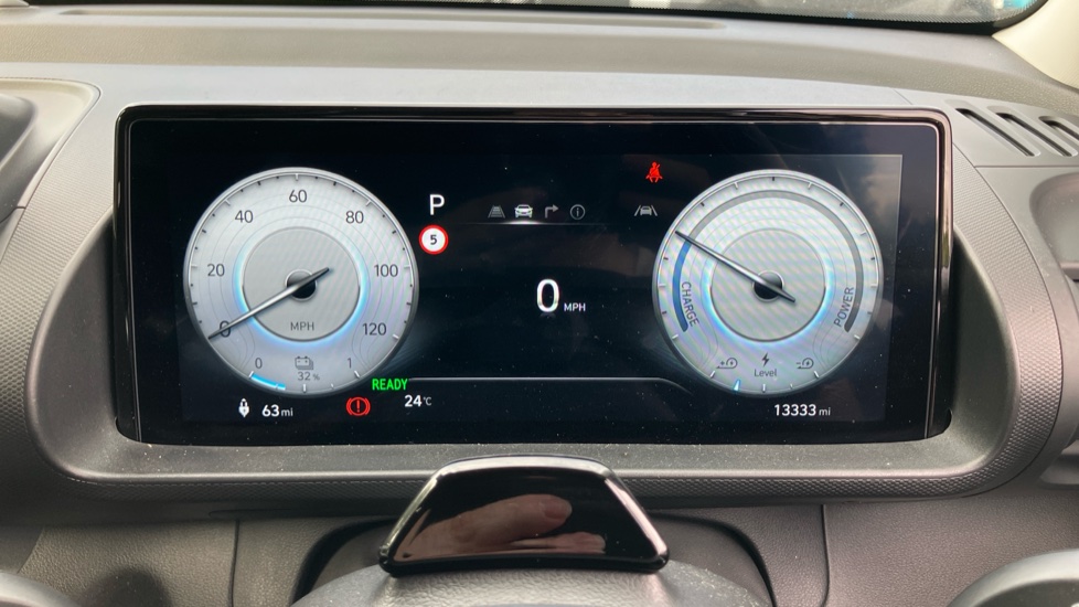 Hyundai INSTER 85kW 02 49kWh 5dr Auto Electric Hatchback - Image 18