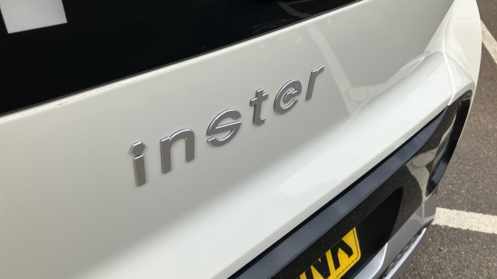 Hyundai INSTER 85kW 02 49kWh 5dr Auto Electric Hatchback - Image 23