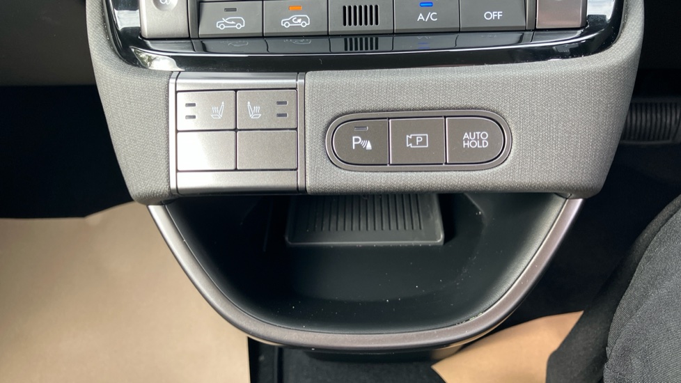 Hyundai INSTER 85kW 02 49kWh 5dr Auto Electric Hatchback - Image 34