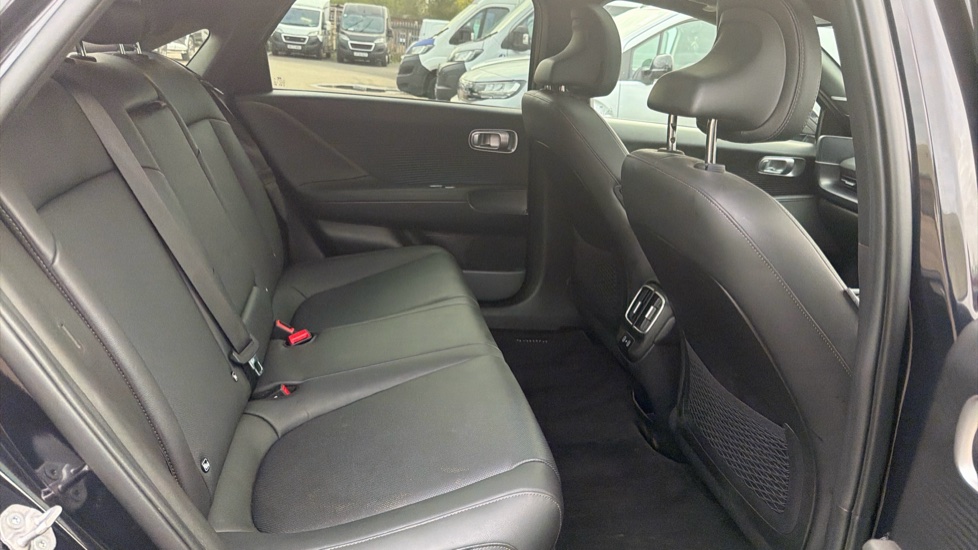 Hyundai IONIQ 6 239kW Ultimate 77kWh 4dr AWD Auto Electric Saloon - Image 16
