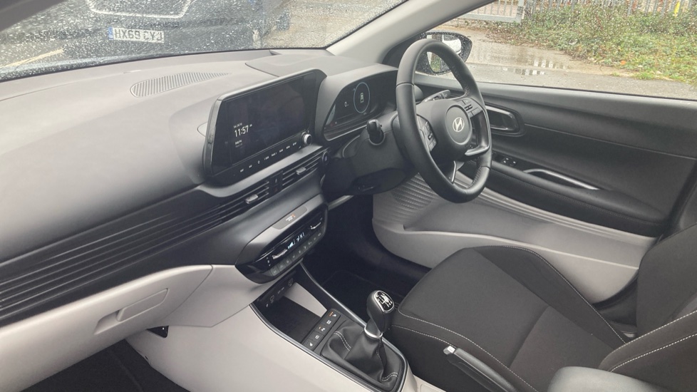 Hyundai i20 1.0T GDi 90 Tech Line 5dr Petrol Hatchback - Image 9