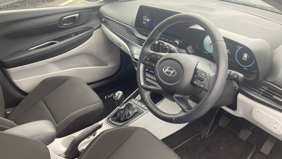 Hyundai i20 1.0T GDi 90 Tech Line 5dr Petrol Hatchback - Image 11