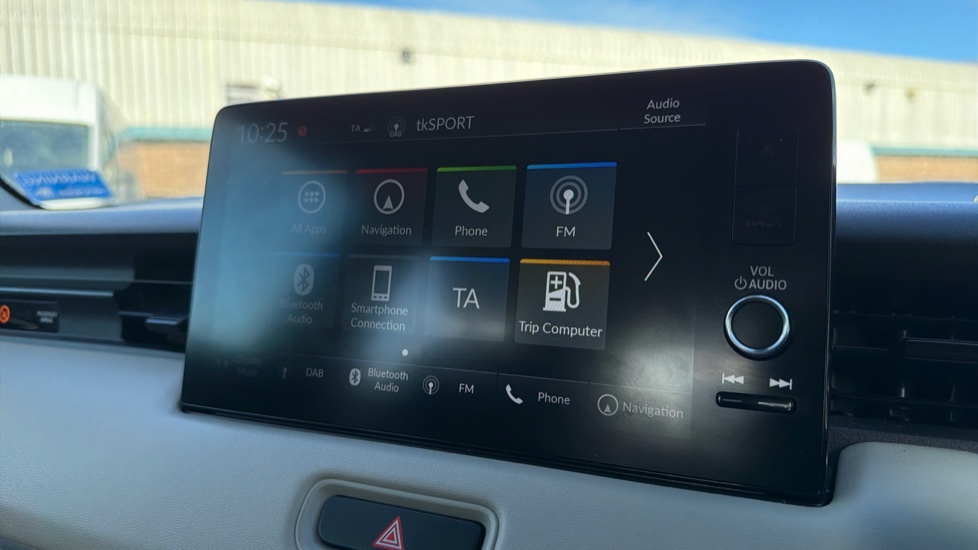 Honda HR-V 1.5 eHEV Advance Style 5dr CVT Hybrid Hatchback - Image 12