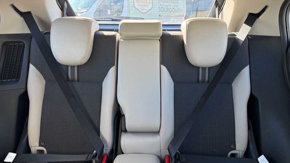 Honda HR-V 1.5 eHEV Advance Style 5dr CVT Hybrid Hatchback - Image 15