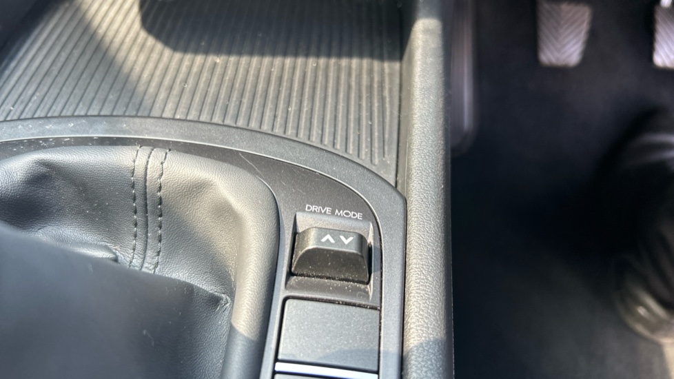 Hyundai KONA 1.0T Advance 5dr Petrol Hatchback - Image 38