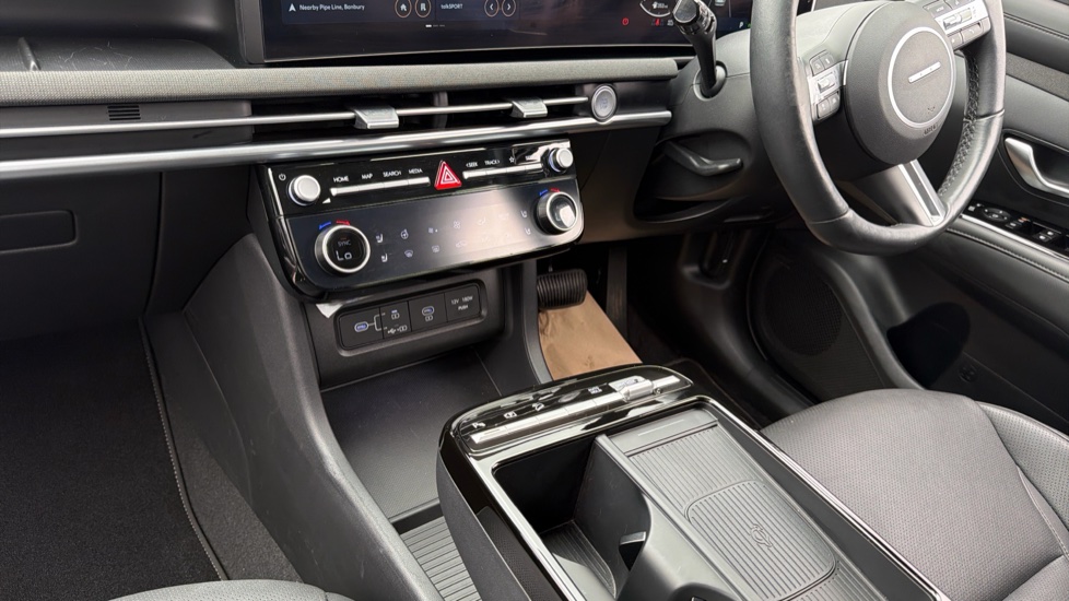 Hyundai TUCSON 1.6T Hybrid Ultimate 5dr Auto Hybrid Estate - Image 13