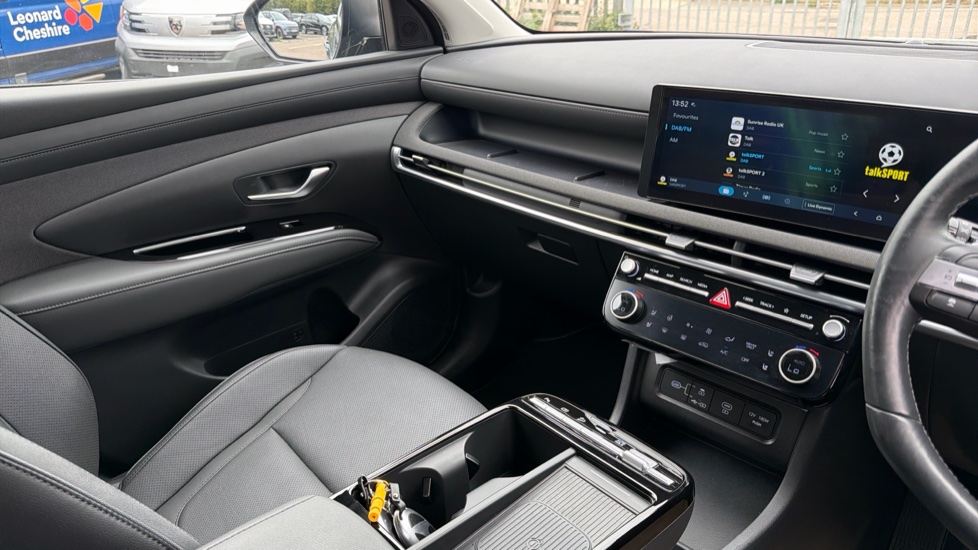 Hyundai TUCSON 1.6T Hybrid Ultimate 5dr Auto Hybrid Estate - Image 14