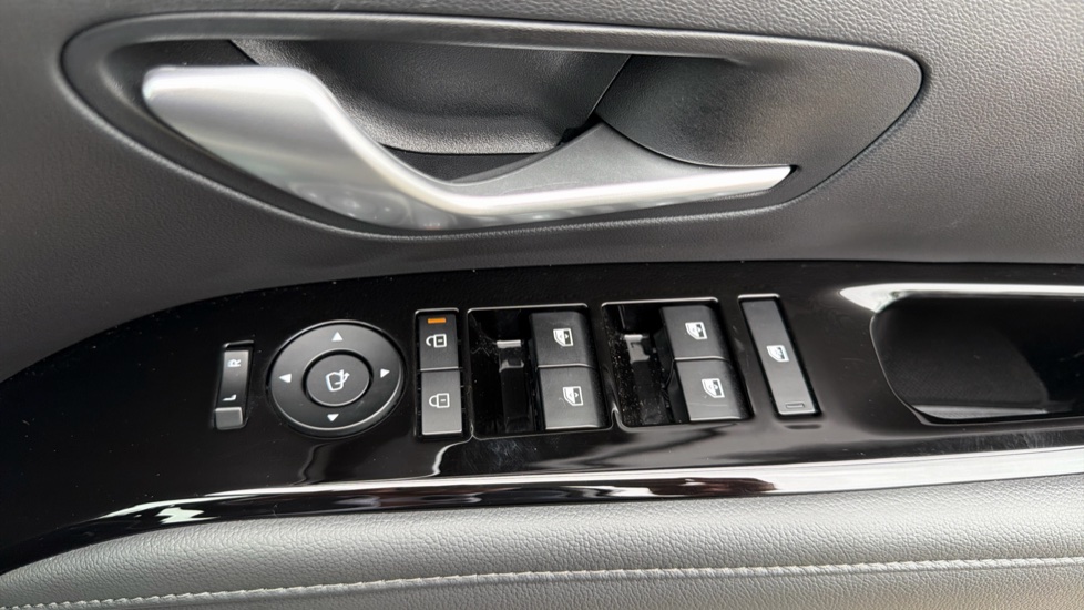 Hyundai TUCSON 1.6T Hybrid Ultimate 5dr Auto Hybrid Estate - Image 27