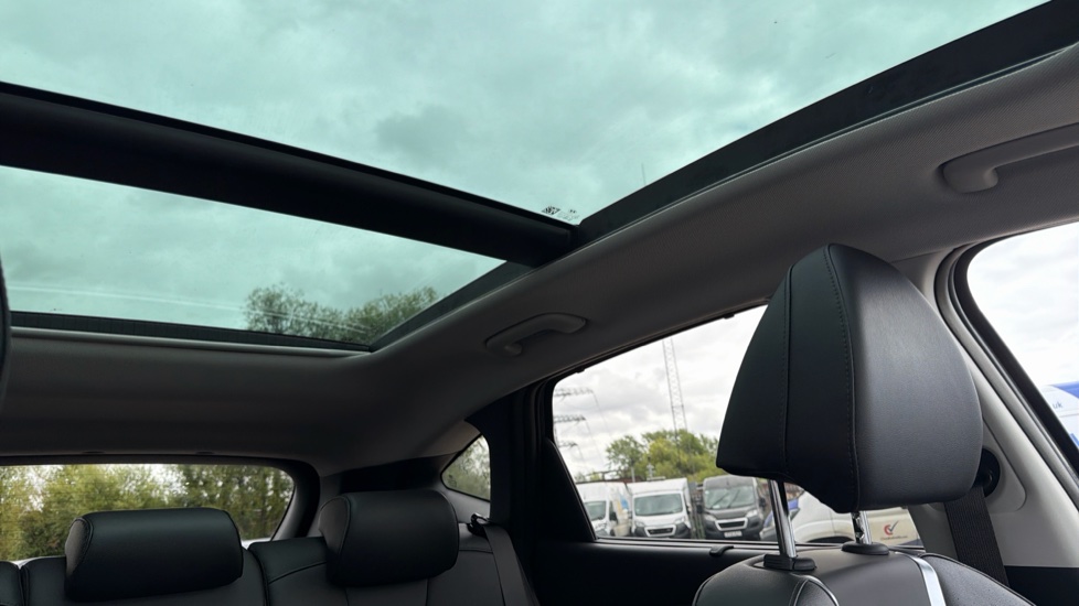Hyundai TUCSON 1.6T Hybrid Ultimate 5dr Auto Hybrid Estate - Image 45