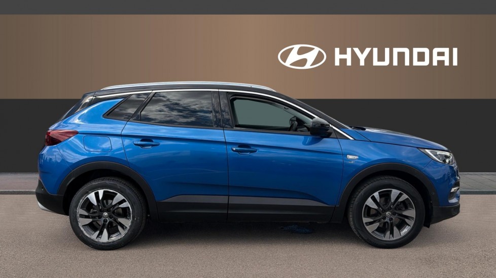 Vauxhall Grandland X 1.5 Turbo D Sport Nav 5dr Auto Diesel Hatchback - Image 5