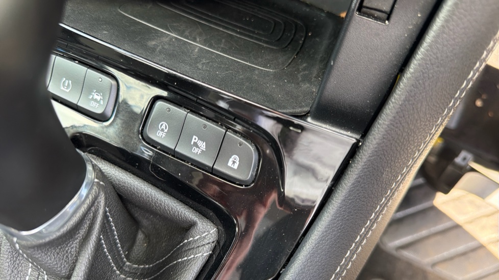 Vauxhall Grandland X 1.5 Turbo D Sport Nav 5dr Auto Diesel Hatchback - Image 30