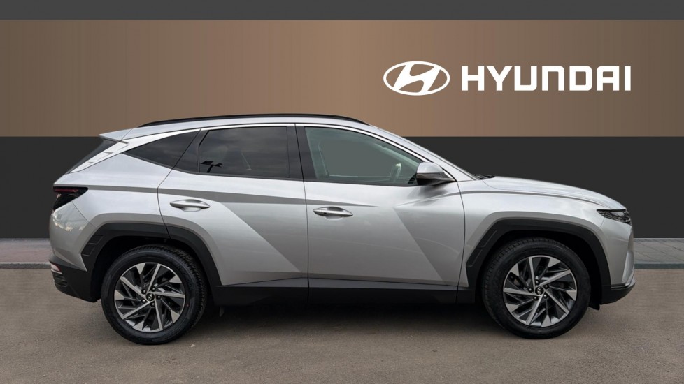Hyundai TUCSON 1.6 TGDi Premium 5dr 2WD Petrol Estate - Image 5