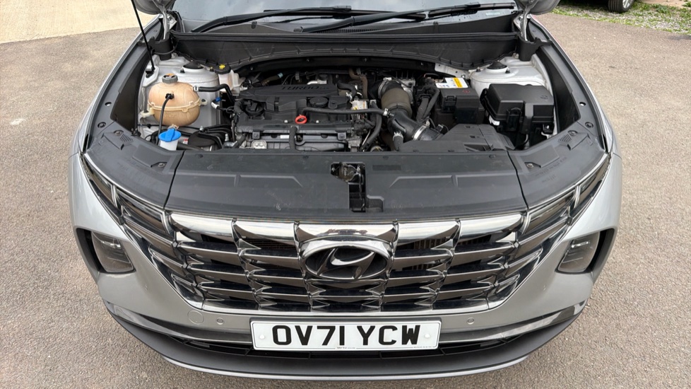 Hyundai TUCSON 1.6 TGDi Premium 5dr 2WD Petrol Estate - Image 8