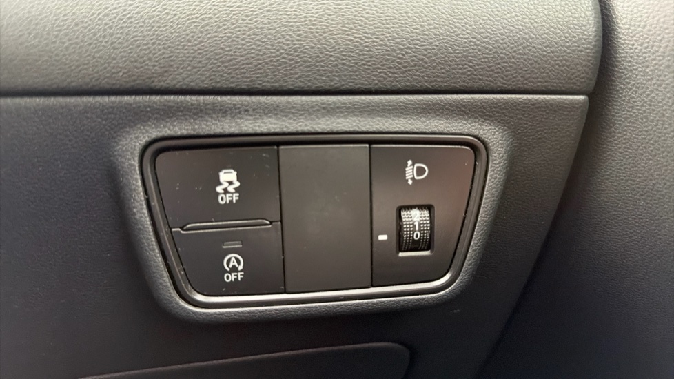 Hyundai TUCSON 1.6 TGDi Premium 5dr 2WD Petrol Estate - Image 22