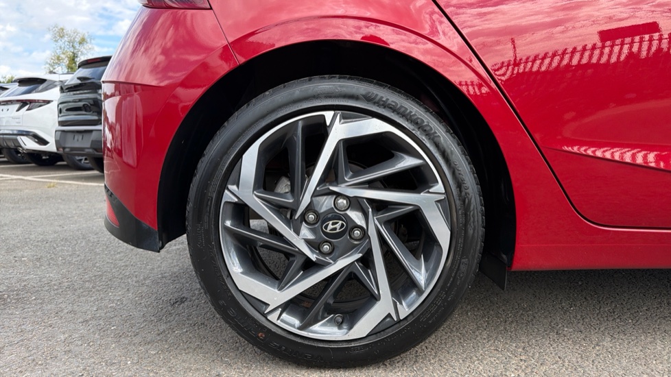 Hyundai i20 1.0T GDi 48V MHD Premium 5dr Petrol Hatchback - Image 7
