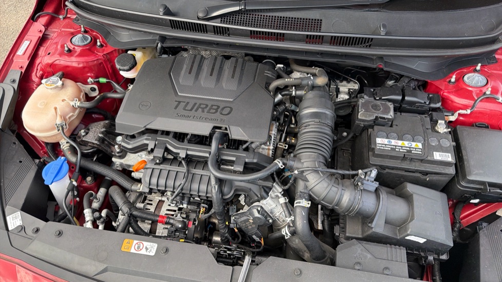 Hyundai i20 1.0T GDi 48V MHD Premium 5dr Petrol Hatchback - Image 8