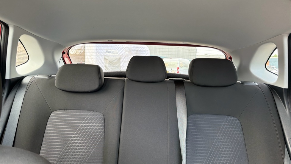 Hyundai i20 1.0T GDi 48V MHD Premium 5dr Petrol Hatchback - Image 15