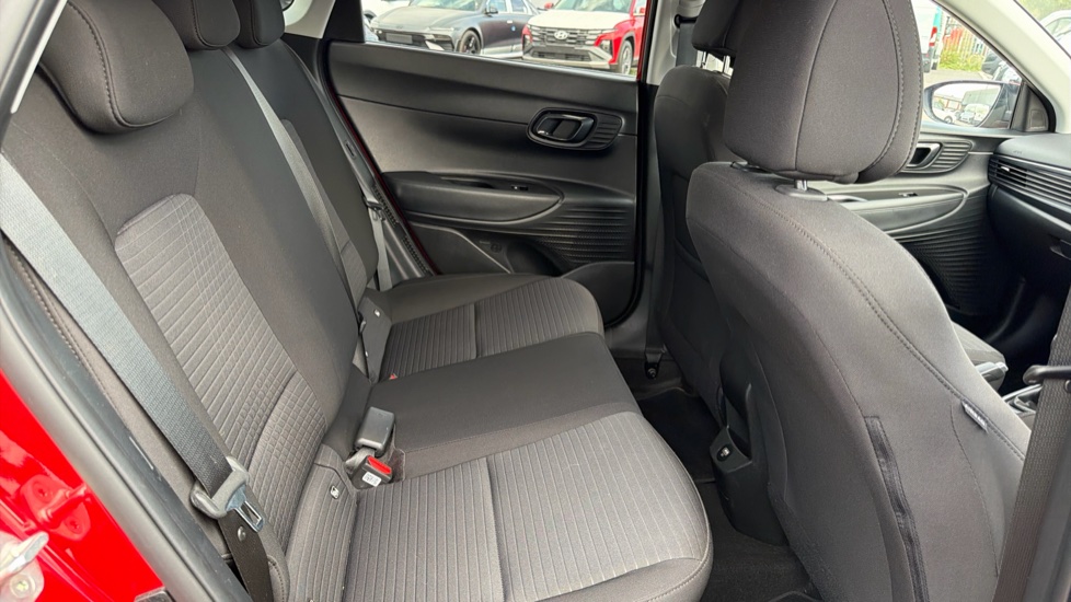 Hyundai i20 1.0T GDi 48V MHD Premium 5dr Petrol Hatchback - Image 16
