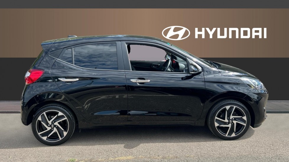 Hyundai i10 1.2 MPi Premium 5dr Auto Petrol Hatchback - Image 5