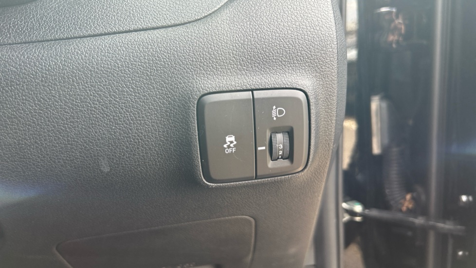 Hyundai i10 1.2 MPi Premium 5dr Auto Petrol Hatchback - Image 21