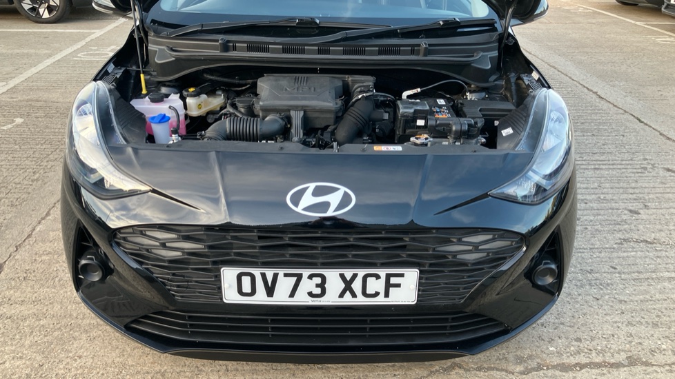 Hyundai i10 1.0 Advance 5dr Auto Petrol Hatchback - Image 8