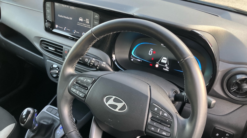 Hyundai i10 1.0 Advance 5dr Auto Petrol Hatchback - Image 11