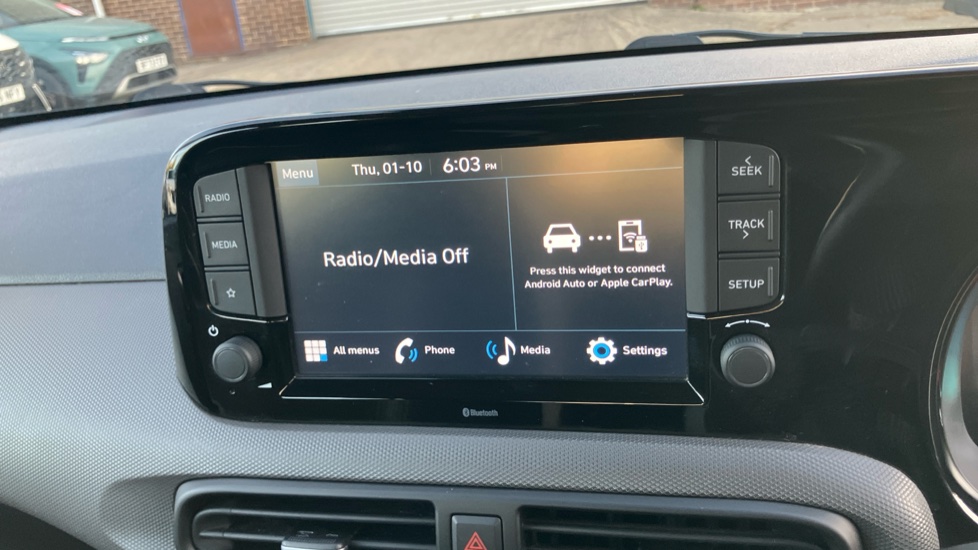 Hyundai i10 1.0 Advance 5dr Auto Petrol Hatchback - Image 12