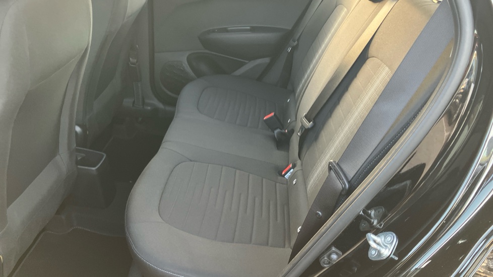 Hyundai i10 1.0 Advance 5dr Auto Petrol Hatchback - Image 16
