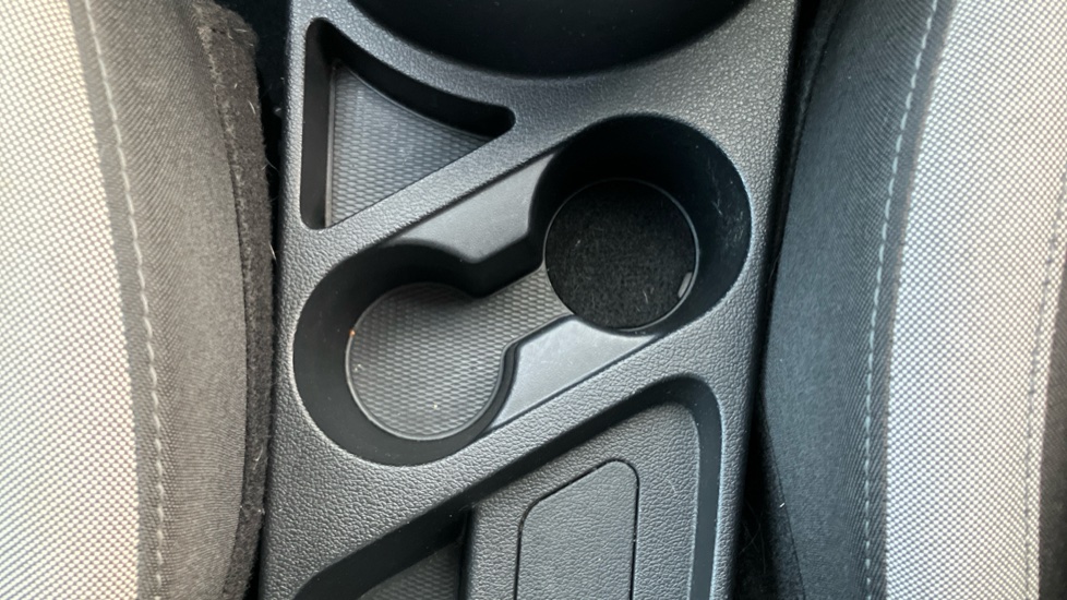 Hyundai i10 1.0 Advance 5dr Auto Petrol Hatchback - Image 31