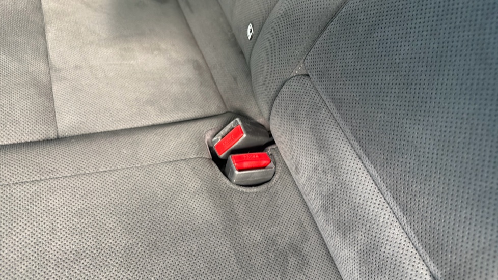 Hyundai KONA 1.6 GDi Hybrid N Line S 5dr DCT Hybrid Hatchback - Image 17