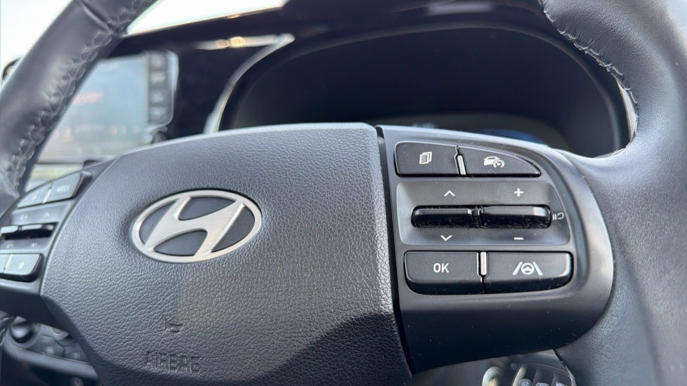 Hyundai i10 1.0 [63] Advance 5dr [Nav] Petrol Hatchback - Image 22