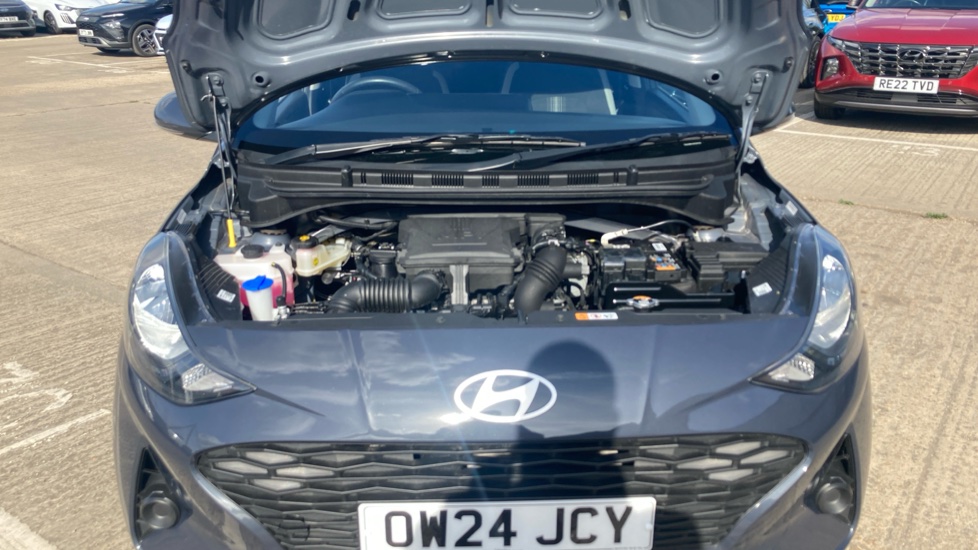 Hyundai i10 1.0 [63] Advance 5dr [Nav] Petrol Hatchback - Image 8