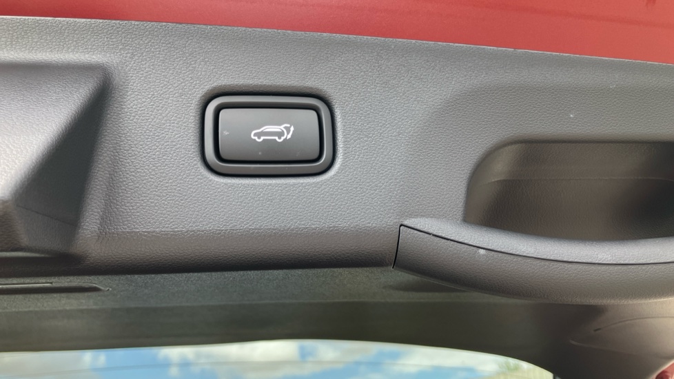 Hyundai TUCSON 1.6T N Line 5dr Petrol Estate - Image 23