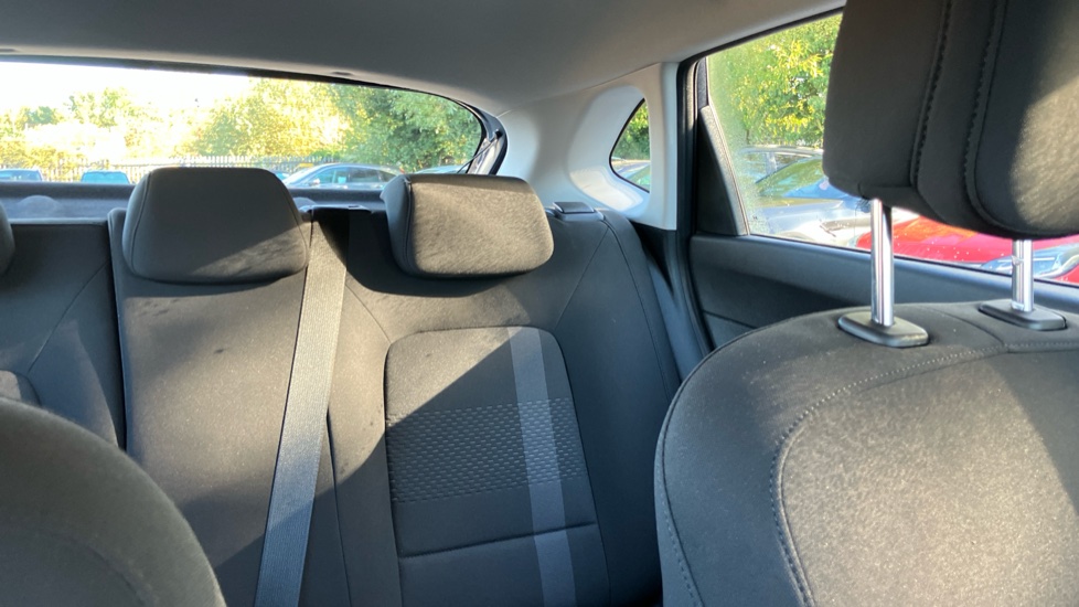 Hyundai i20 1.0T GDi Advance 5dr Petrol Hatchback - Image 15