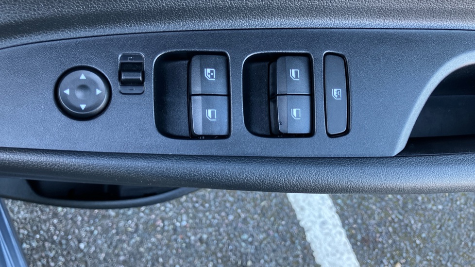 Hyundai i20 1.0T GDi Advance 5dr Petrol Hatchback - Image 26
