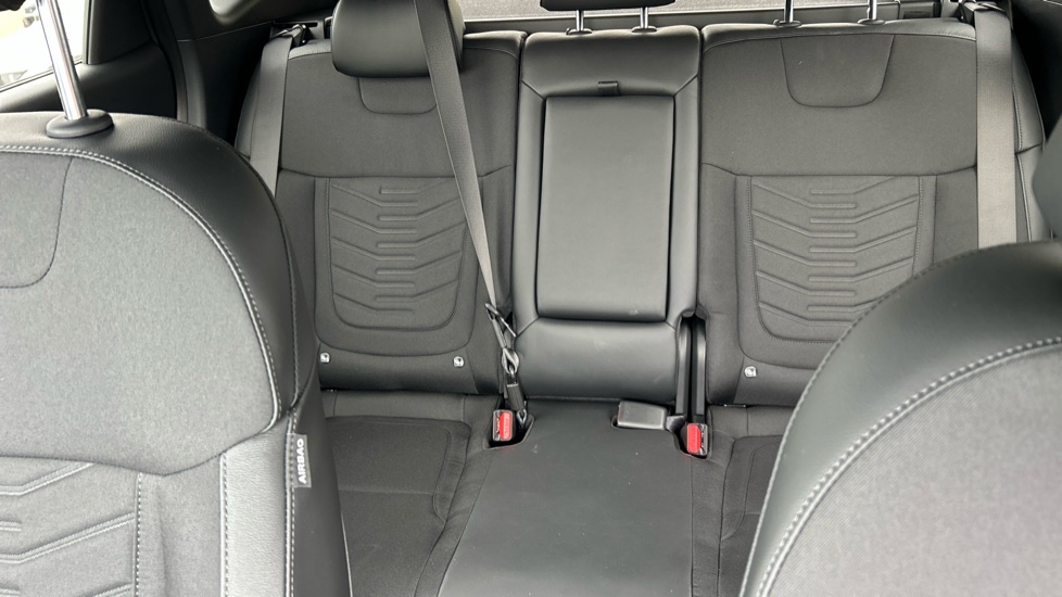 Hyundai TUCSON 1.6T 239 Hybrid Black Line 5dr Auto Hybrid Estate - Image 15