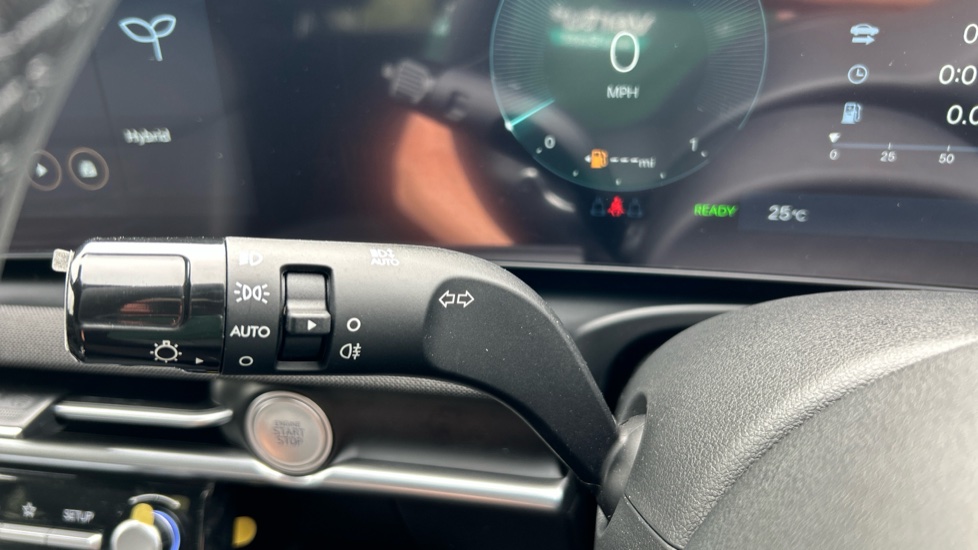 Hyundai TUCSON 1.6T 239 Hybrid Black Line 5dr Auto Hybrid Estate - Image 25