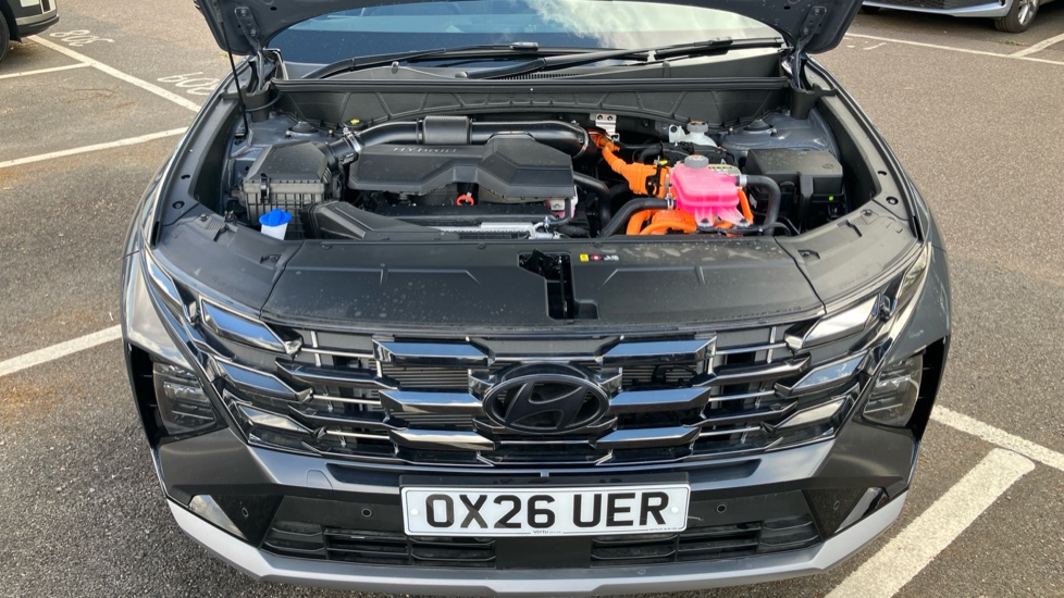 Hyundai TUCSON 1.6T 239 Hybrid Black Line 5dr Auto Hybrid Estate - Image 8