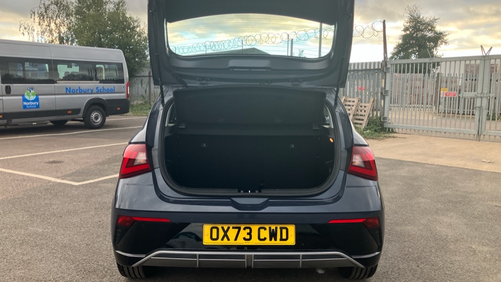 Hyundai i20 1.0T GDi Advance 5dr Petrol Hatchback - Image 4