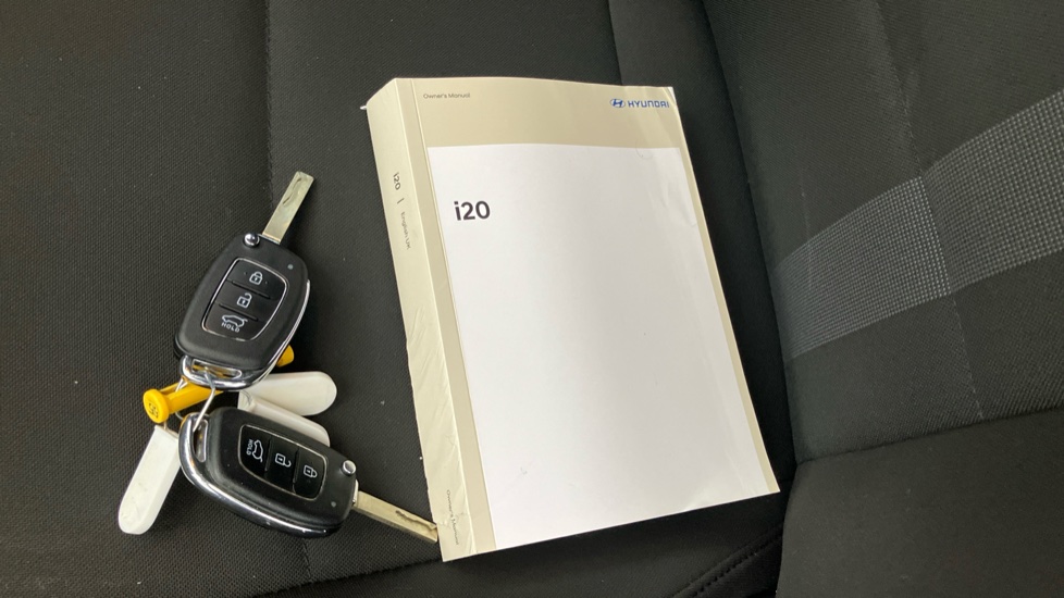 Hyundai i20 1.0T GDi Advance 5dr Petrol Hatchback - Image 19