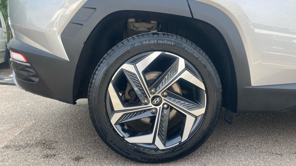Hyundai TUCSON 1.6 TGDi Hybrid 230 Premium 5dr 2WD Auto Hybrid Estate - Image 7