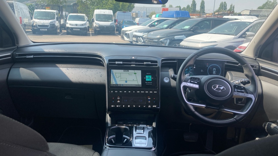 Hyundai TUCSON 1.6 TGDi Hybrid 230 Premium 5dr 2WD Auto Hybrid Estate - Image 10