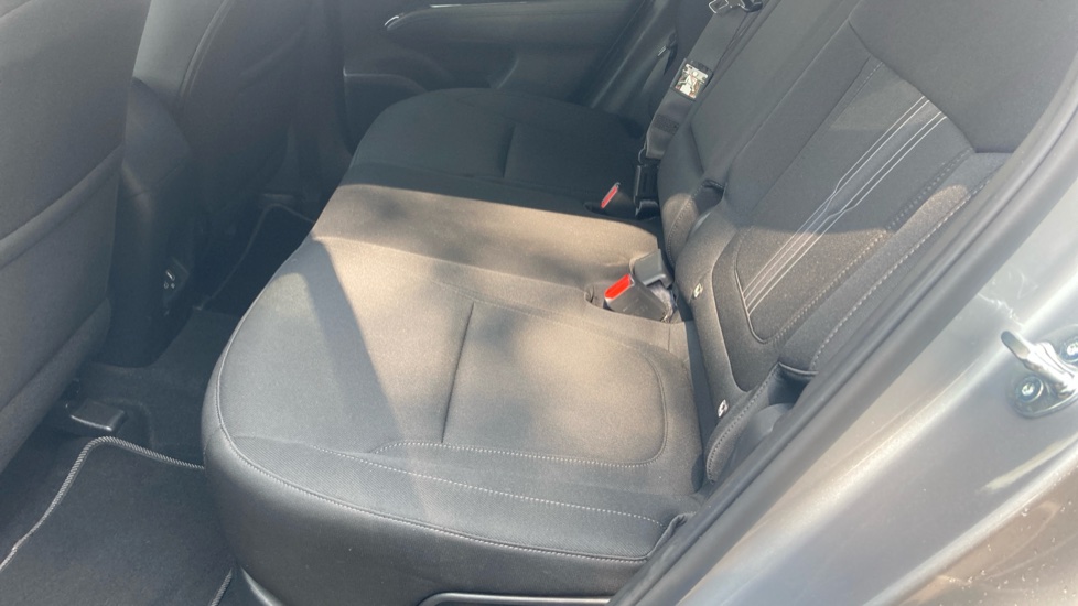 Hyundai TUCSON 1.6 TGDi Hybrid 230 Premium 5dr 2WD Auto Hybrid Estate - Image 16