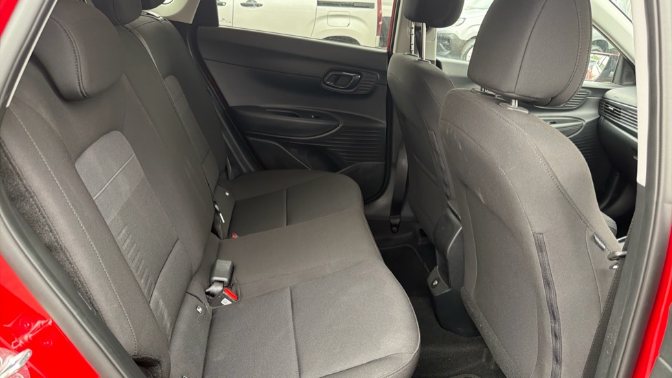 Hyundai BAYON 1.0 TGDi [90] Tech Line 5dr DCT Petrol Hatchback - Image 16
