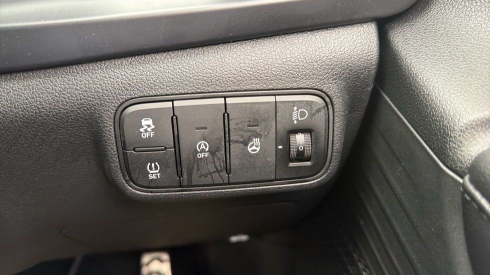 Hyundai BAYON 1.0 TGDi [90] Tech Line 5dr DCT Petrol Hatchback - Image 25