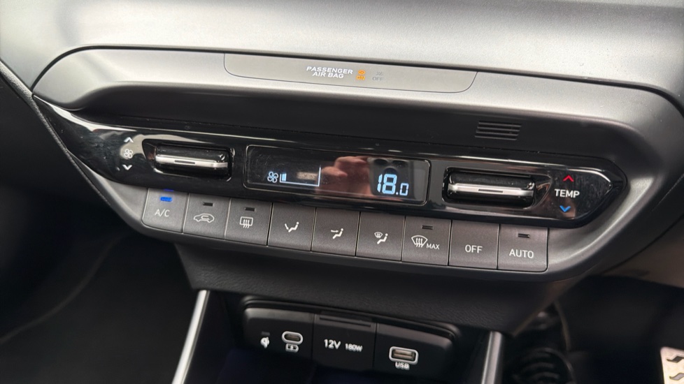 Hyundai BAYON 1.0 TGDi [90] Tech Line 5dr DCT Petrol Hatchback - Image 28